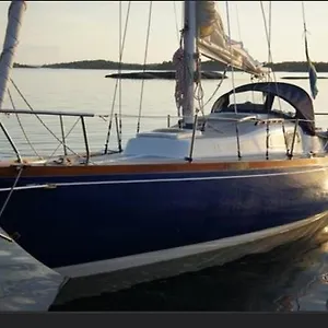 Husbaten Vega 1 Botel